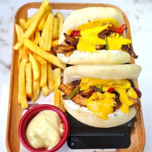Chicken Fajita Bun